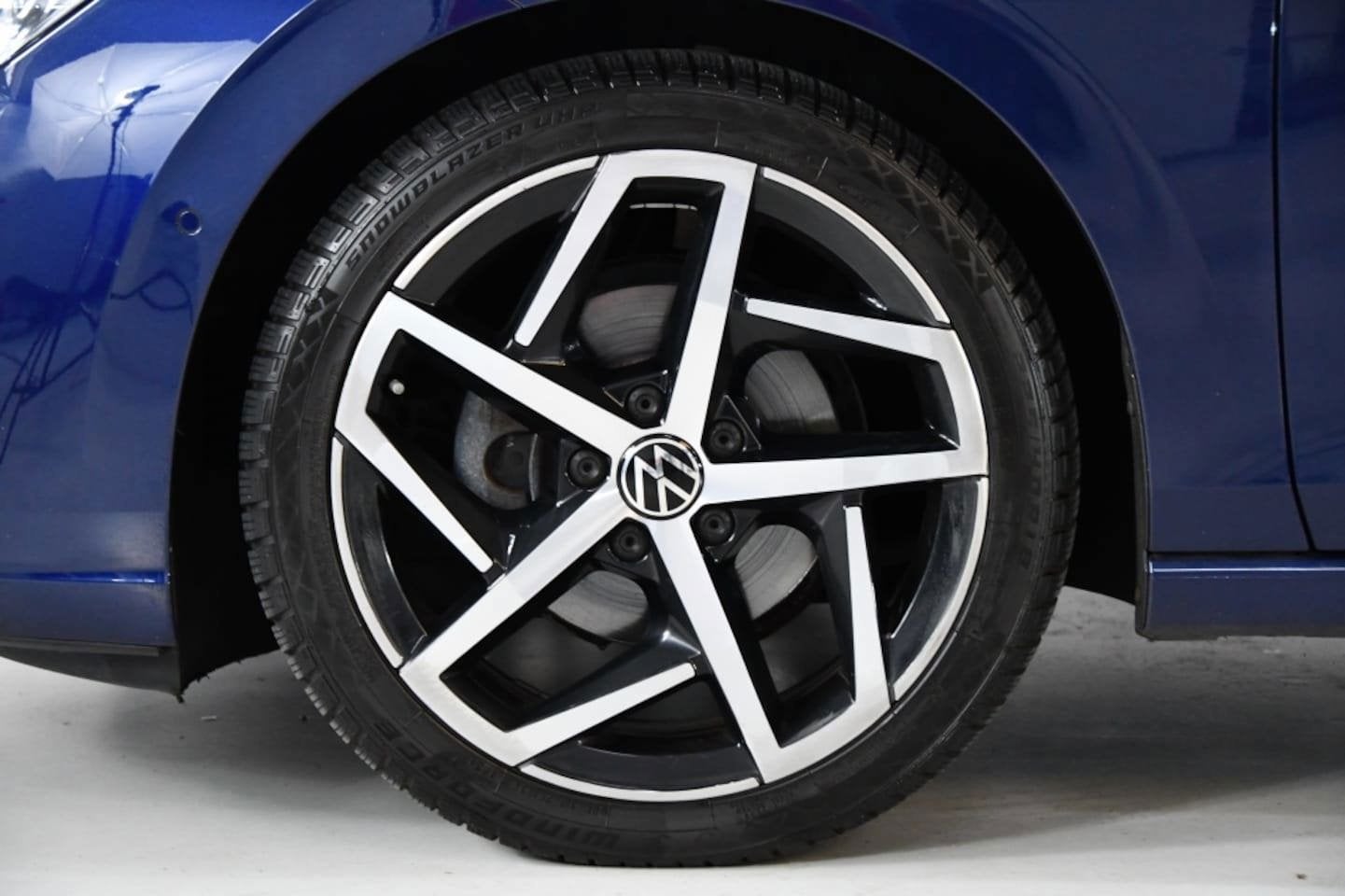 Volkswagen Golf 1.5 eTSI Style, Euro 6, 4 cilinders, 150 pk, Blauw
