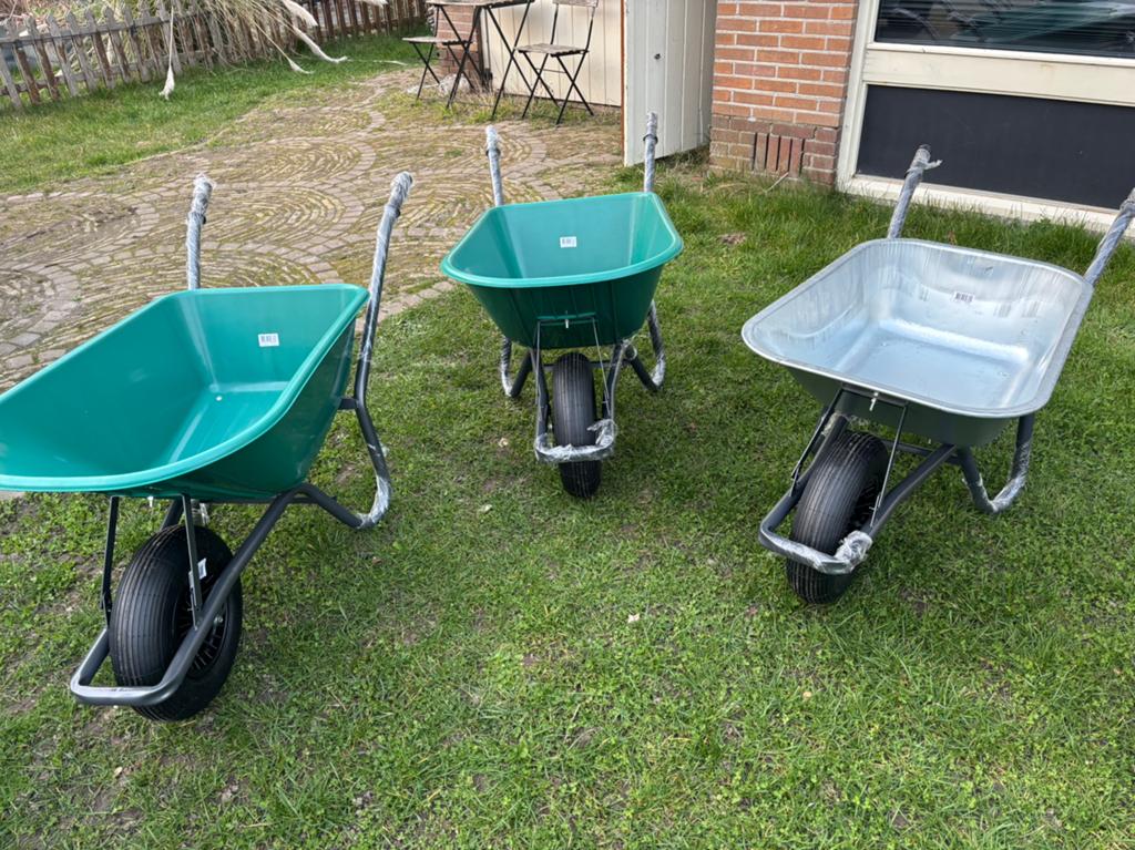 Kruiwagens, tuingereedschap, steekwagens, bezems, scheppen, Ophalen, Eenwielig, Nieuw, Handmatig