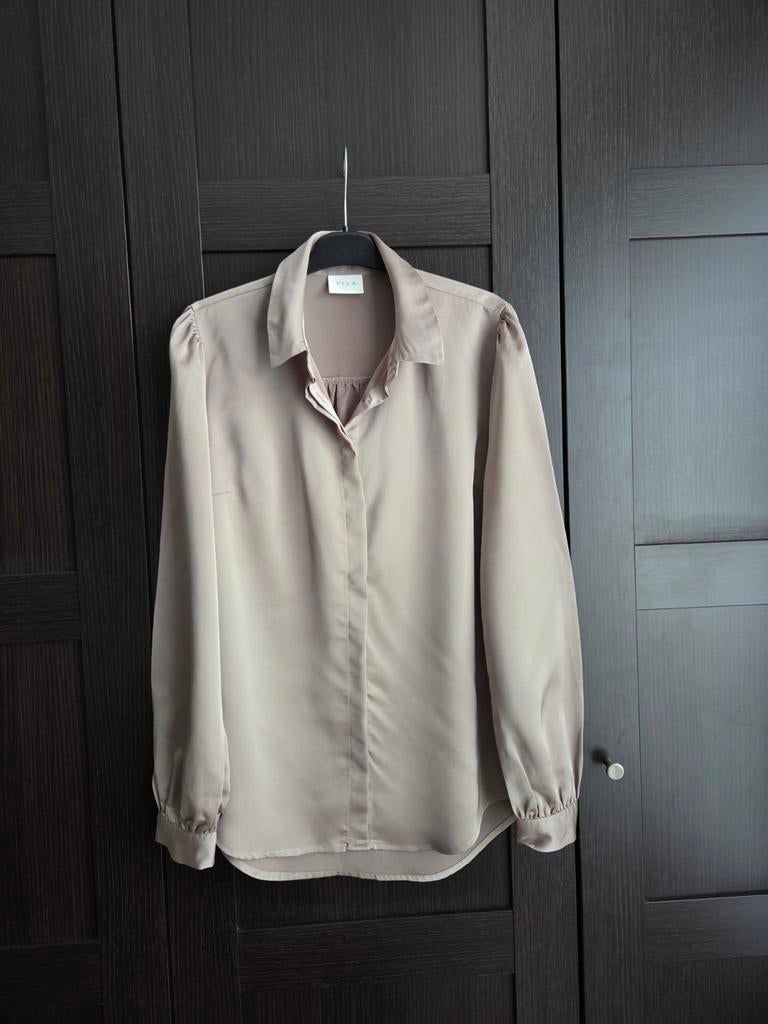 Vila blouse satijn taupe bruin brons S 36 pofmouw glanzend, Kleding | Dames, Bruin, Vila, Ophalen of Verzenden, Maat 36 (S)
