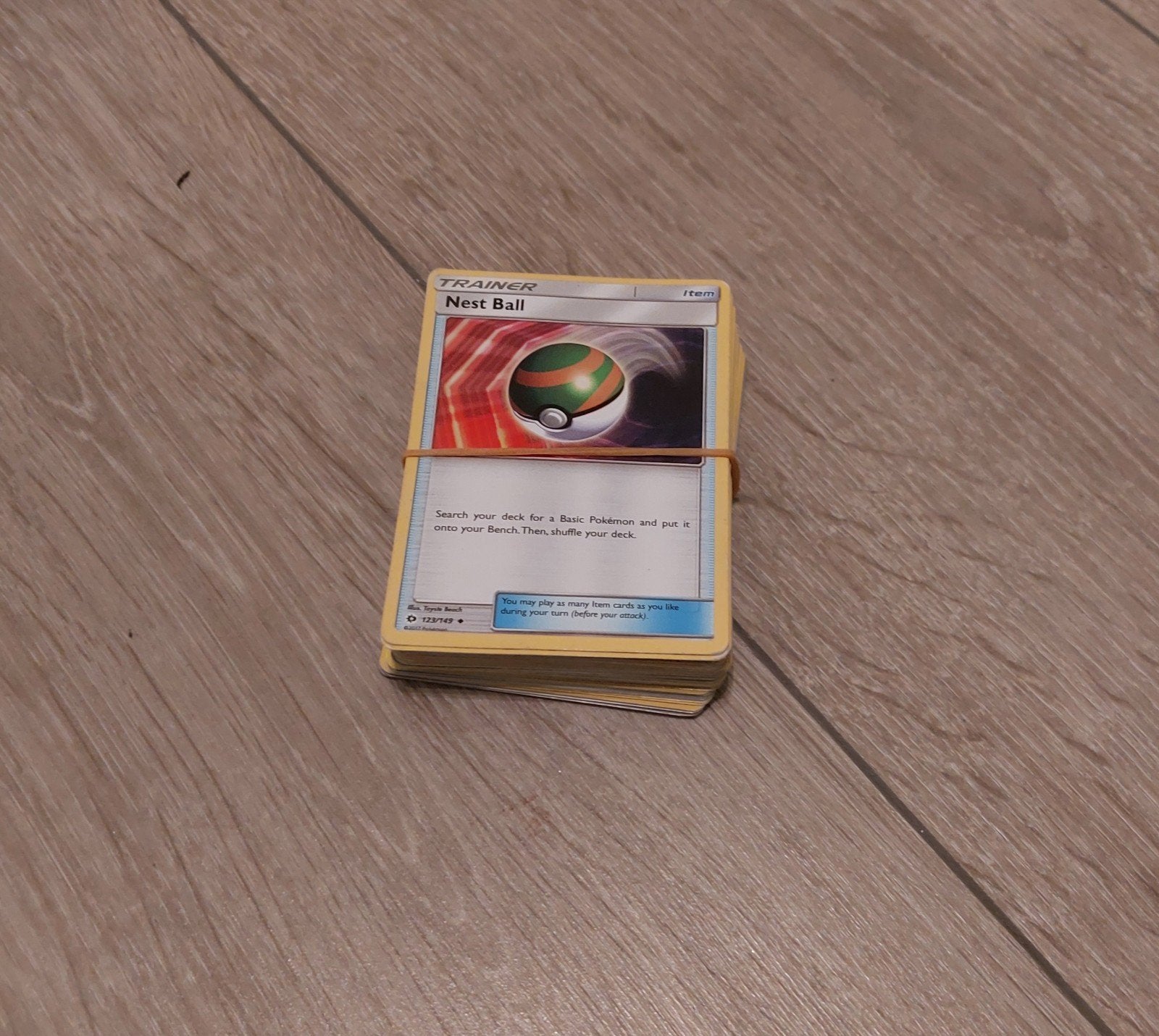stapeltje pokemon kaarten 50 stuks, Hobby en Vrije tijd, Verzenden, Gebruikt, Meerdere kaarten