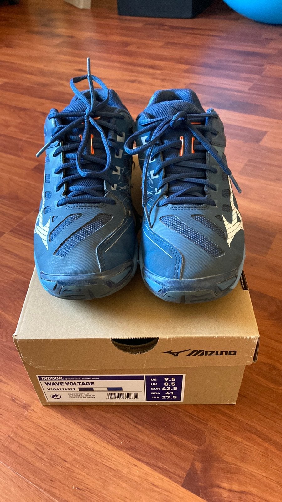 Mizuno wave voltage maat 42,5, Sport en Fitness, Ophalen of Verzenden, Gebruikt, Schoenen