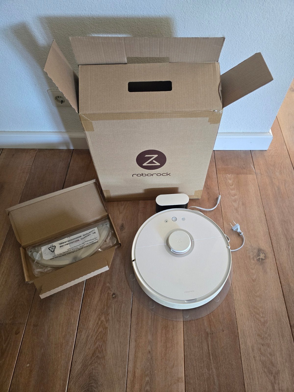 Roborock s5 met dweilfunctie, Overige merken, Gebruikt, Ophalen of Verzenden, Reservoir