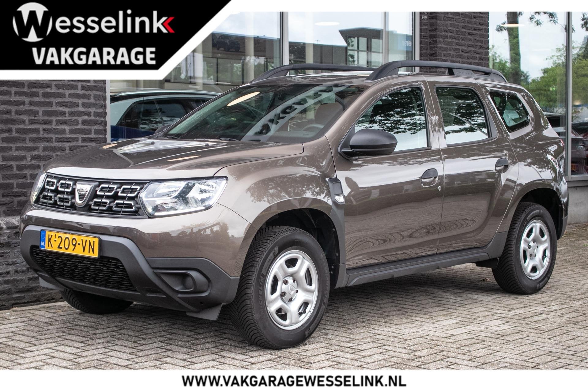 Dacia Duster 1.0 TCe Essential, Voorwielaandrijving, Start-stop-systeem, Stof, Gebruikt