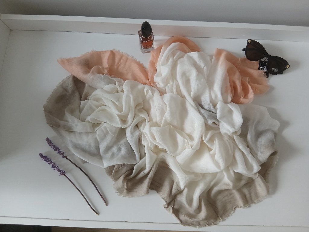 Zomerse sjaal met kleurverloop Mayerline + zonnebril, Mayerline, Verzenden, Maat 46/48 (XL) of groter, Zo goed als nieuw