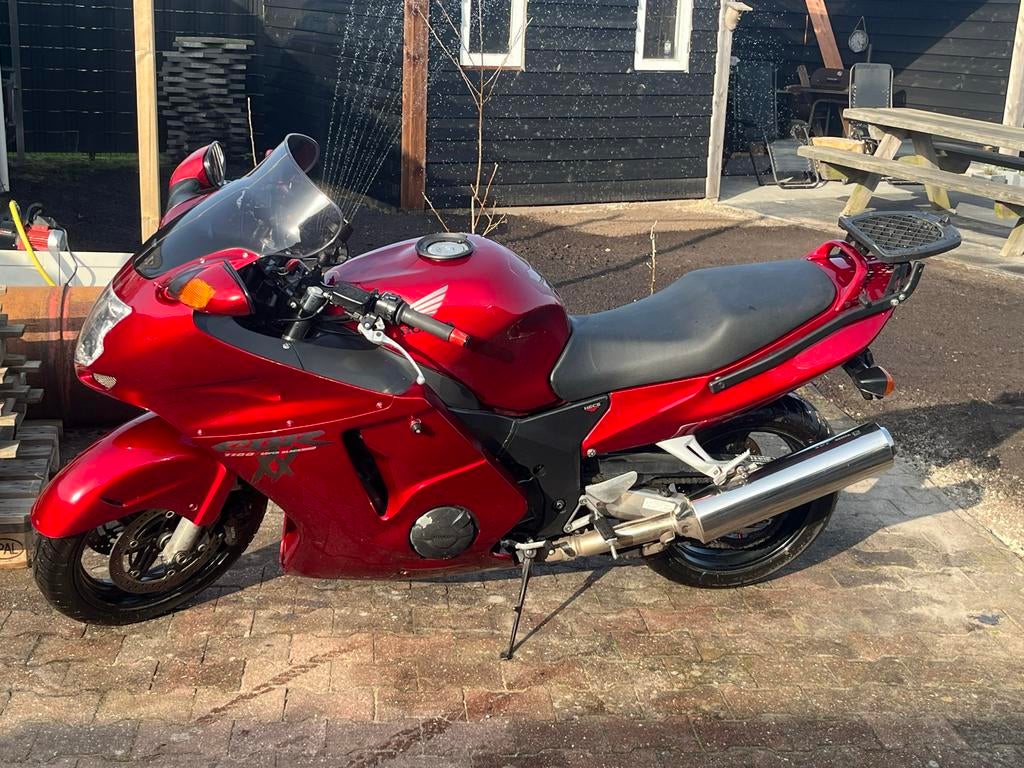 Honda CBR1100XX Blackbird met superbike stuur en extra's, Handvatverwarming, 4 cilinders, Motorrijbewijs A, Gebruikt