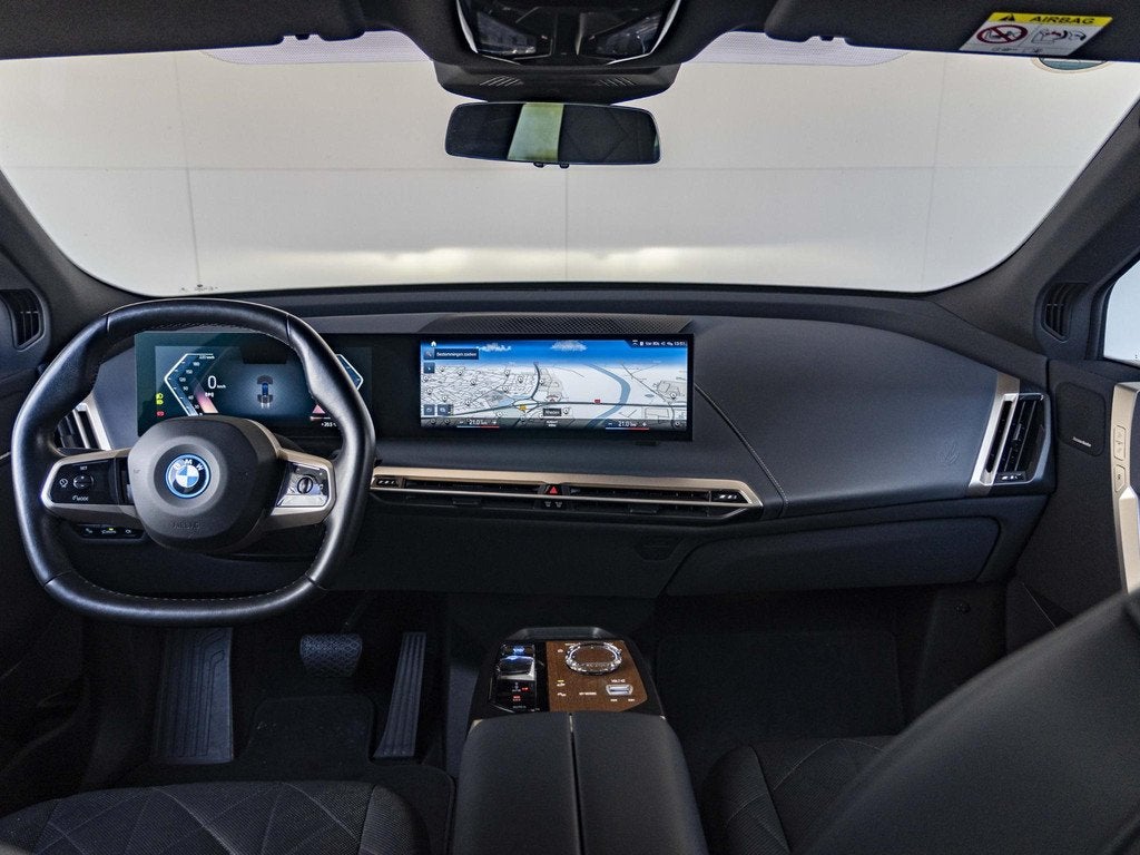 BMW iX xDrive40 | Sportpakket | 22 inch | Comfort Access | G, Auto's, BMW, Stof, Gebruikt, Met garantie (alle), Zwart