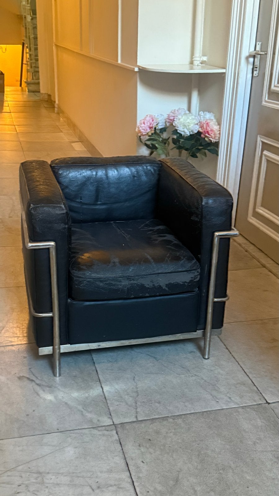 Vintage replica Le Corbusier LC2 fauteuil - Zwart leer, Ophalen, Gebruikt, Zwart, Leer