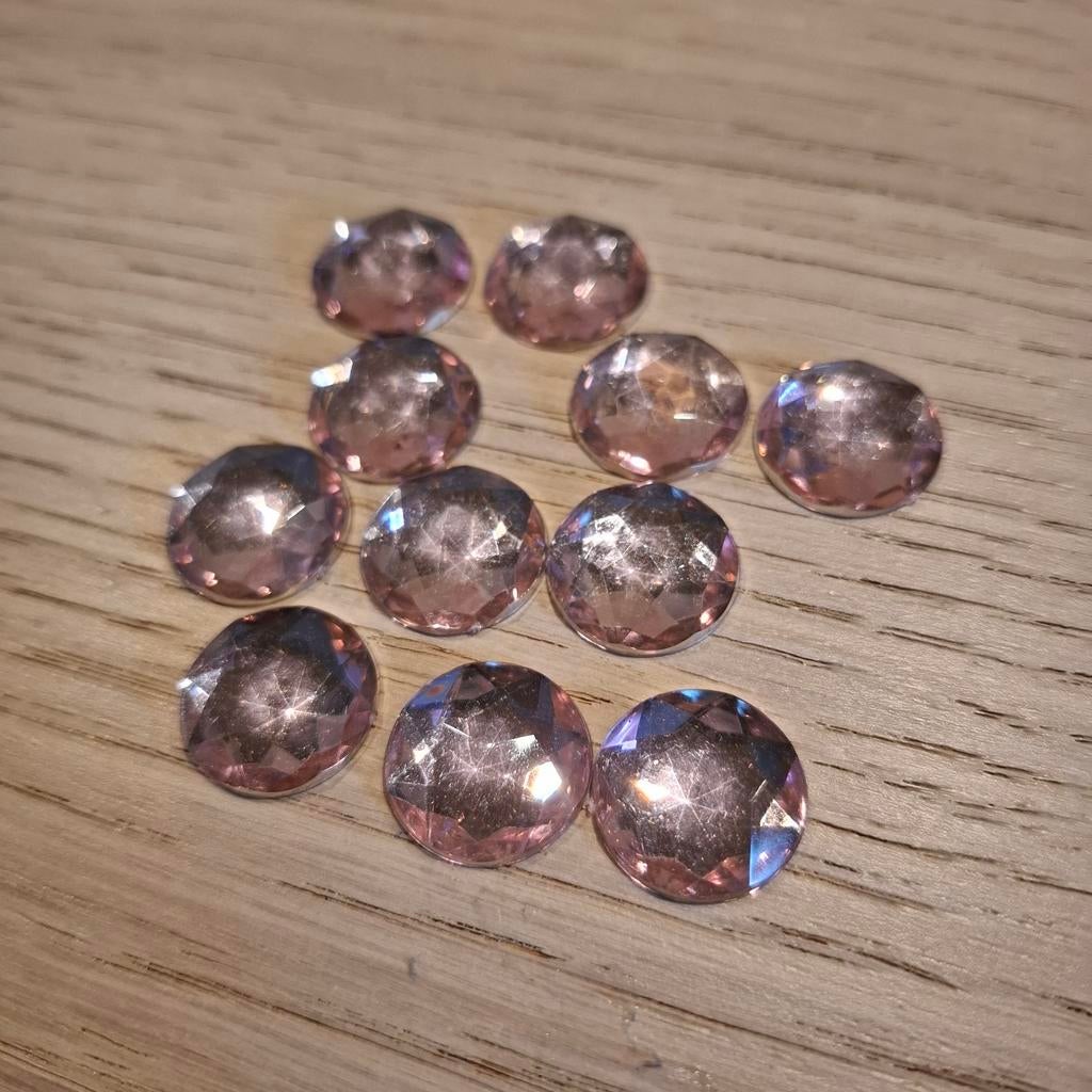 11 stuks cabochon / plakstenen 18mm, Ophalen of Verzenden, Kraal