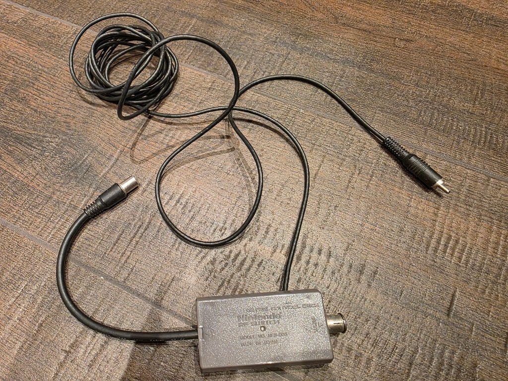 (S)NES Control Deck Nintendo RF Switch, Spelcomputers en Games, Overige genres, 1 speler, Ophalen of Verzenden, Zo goed als nieuw