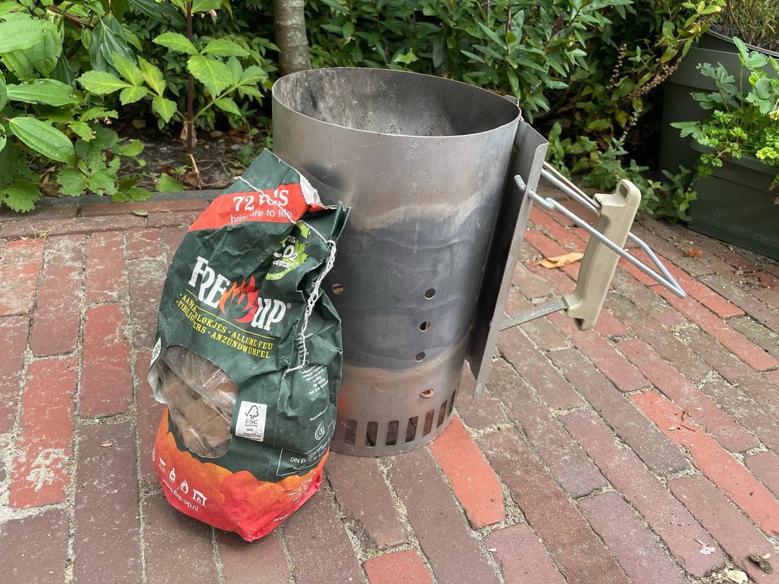 Weber starter en aanmaakblokjes, Ophalen of Verzenden, Gebruikt