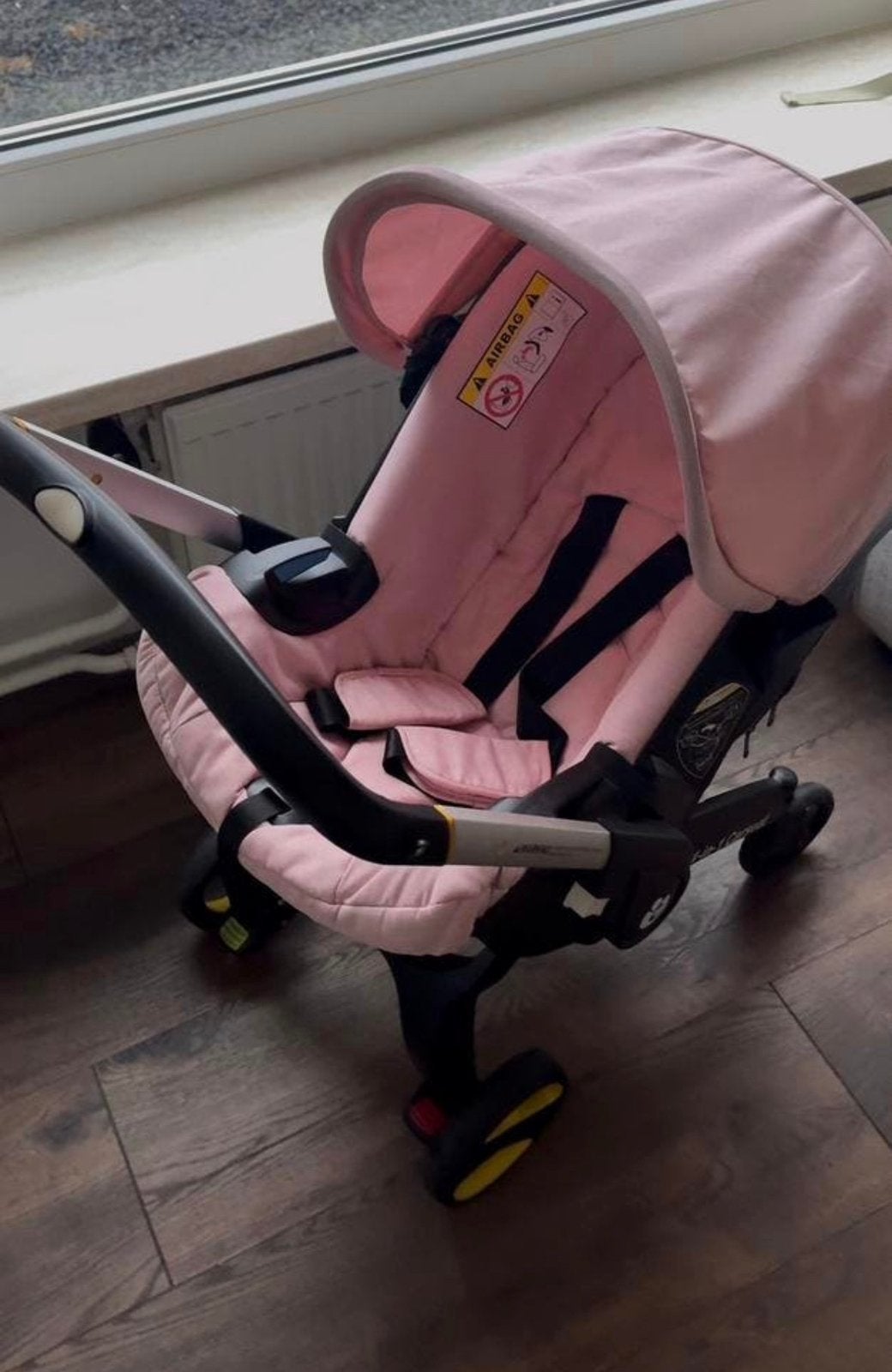 Doona kinderwagen/autostoel inclusief Isofix – Complete set, Kinderen en Baby's, Buggy's, Ophalen, Zo goed als nieuw