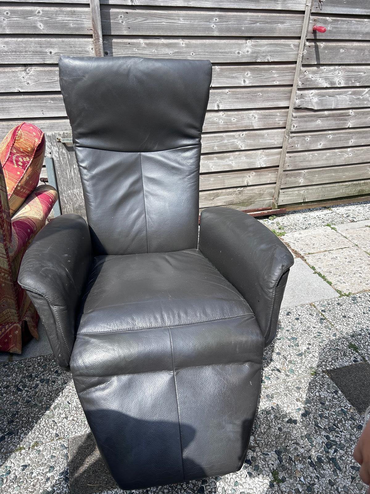 ELEKTRISCHE LUXE LEDEREN FAUTEUIL, Ophalen of Verzenden, Zo goed als nieuw, 75 tot 100 cm, 50 tot 75 cm