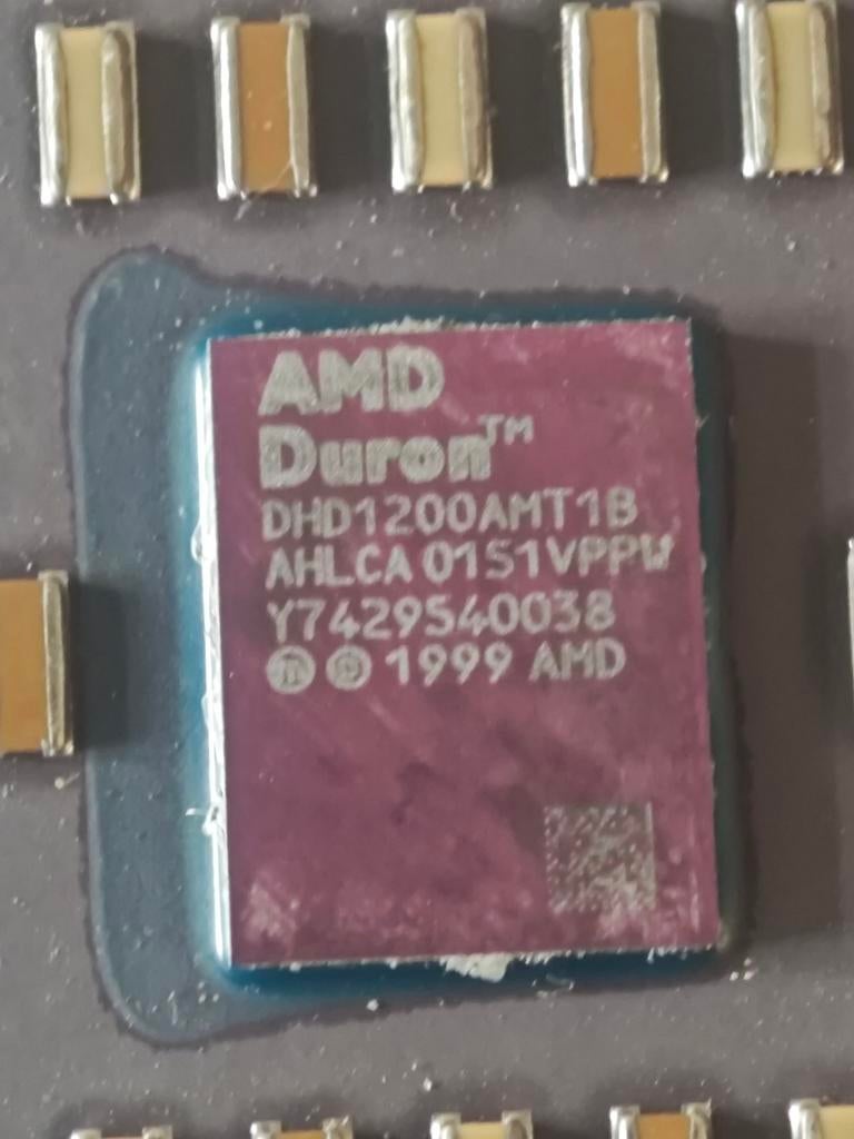 AMD Duron DHD1200AMT1B Processor (1.2 GHz, Socket A), Computers en Software, Processors, AMD Duron DHD1200AMT1B, Gebruikt, Overige