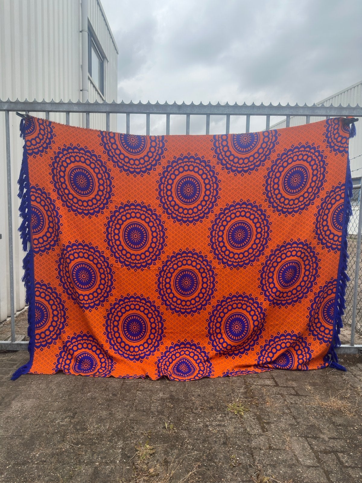 Decoratieve deken met mandala patroon (2.5x2m), Huis en Inrichting, Ophalen of Verzenden, Gebruikt, Oranje, 200 cm of meer
