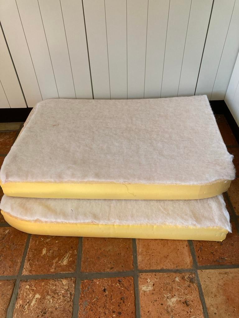 Schuimrubber vulling voor kussens/caravan - 10x65x94/98cm, Ophalen, Gebruikt