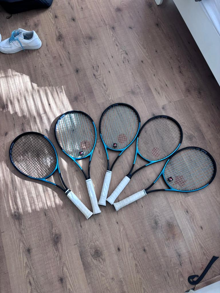 Head gravity tour (customized), Sport en Fitness, Tennis, L4, Ophalen of Verzenden, Zo goed als nieuw, Head