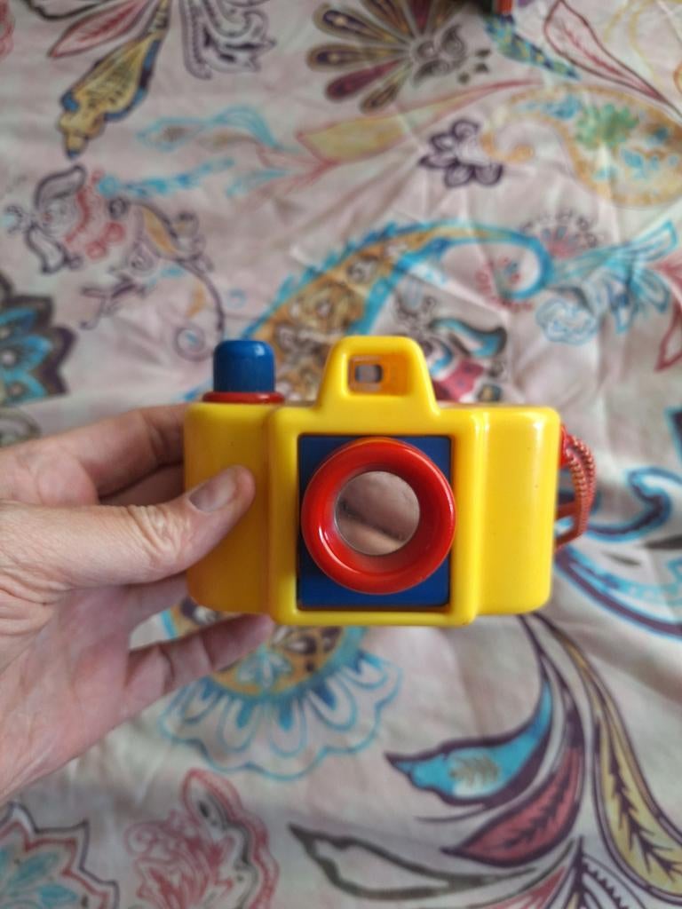 Ambi Toys gele speelgoedcamera, Ophalen of Verzenden