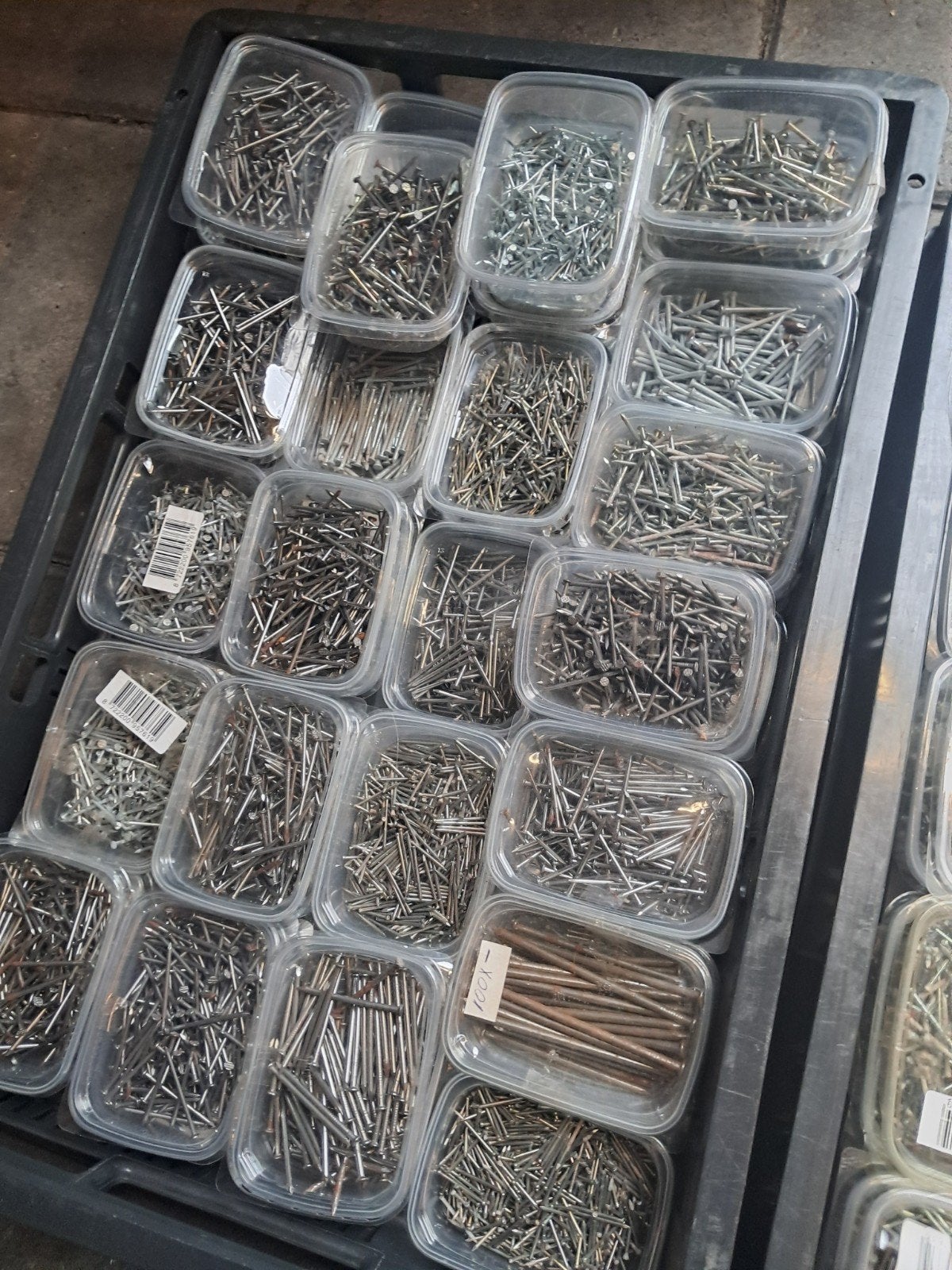 30bakjes spijkers voor10.00, Ophalen of Verzenden