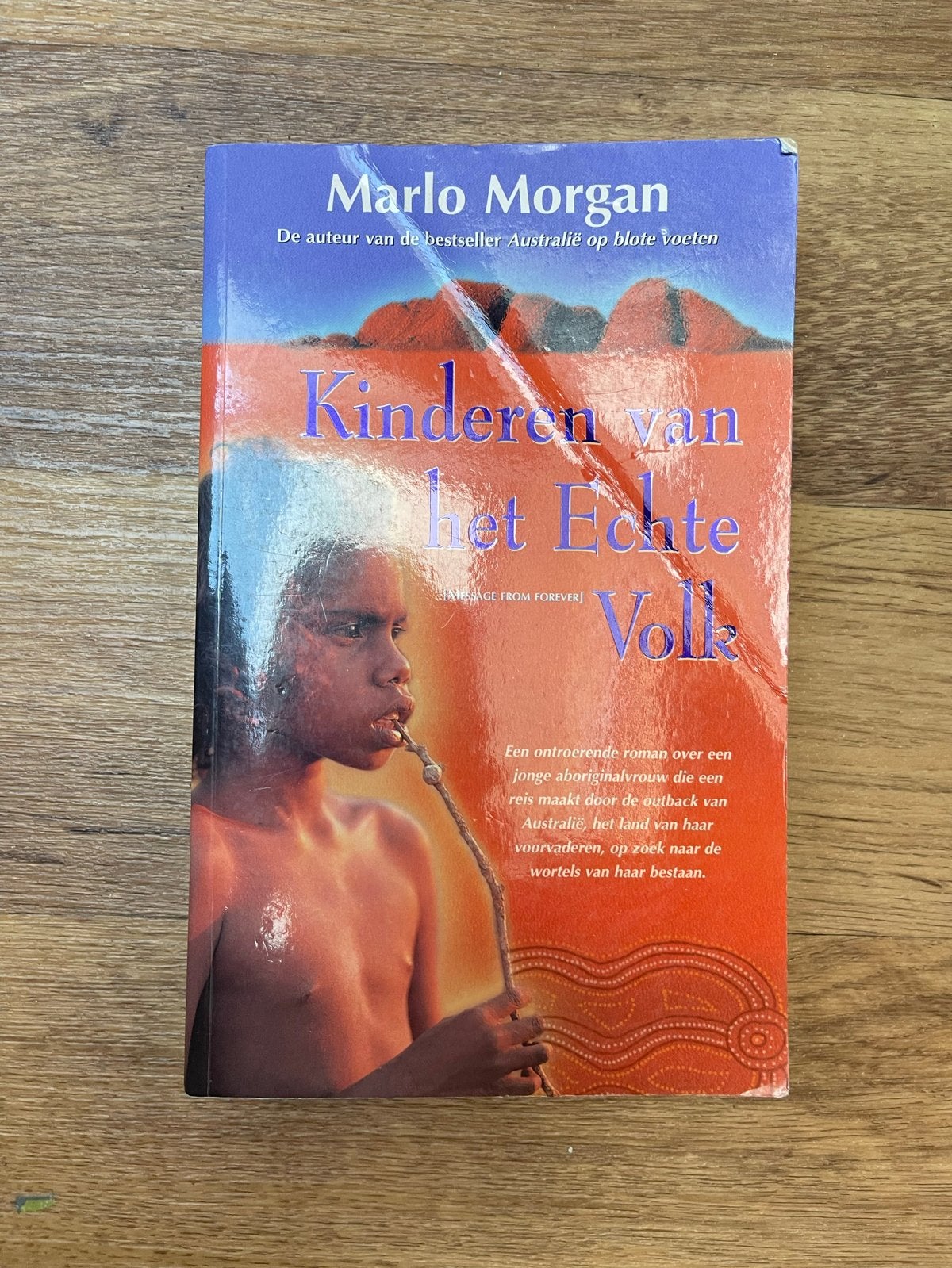 Kinderen van het Echte Volk - Marlo Morgan, Ophalen of Verzenden, Gelezen, Wereld overig