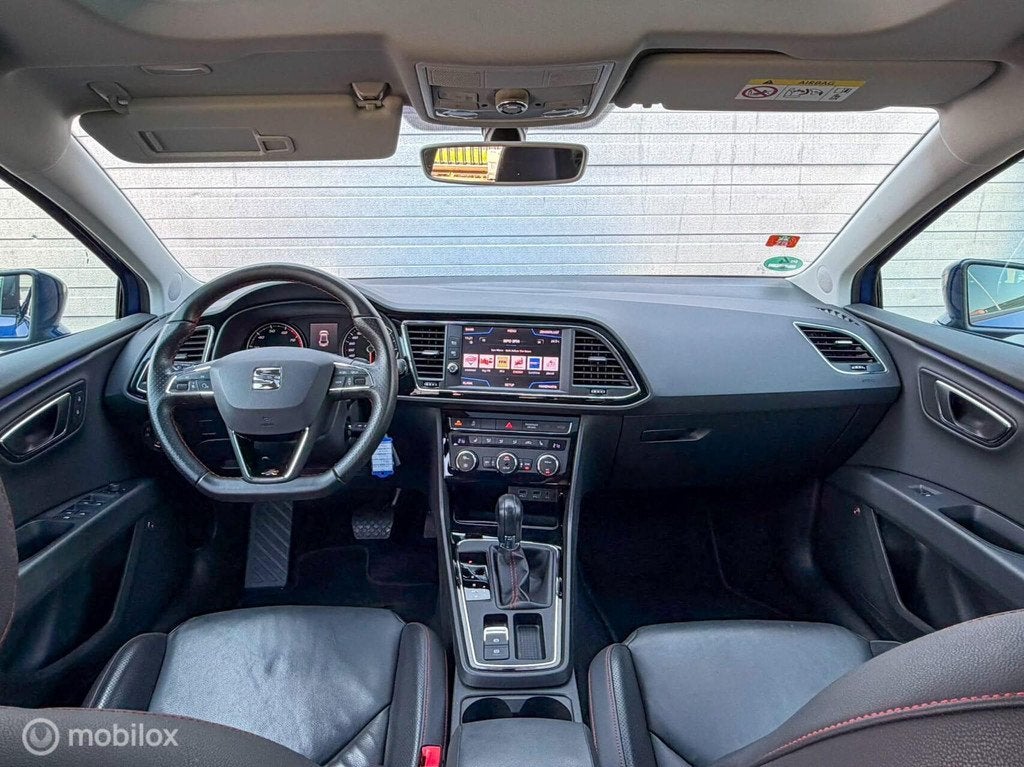 Seat Leon 2.0 TSI FR Business Intense Pano Carplay Leder, Auto's, Seat, Gebruikt, 1984 cc, Leon, Automatische klimaatregeling