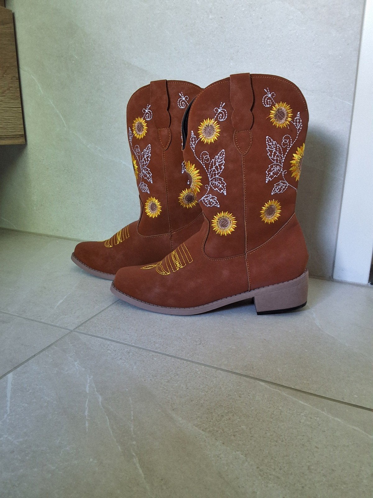Nieuwe cowboy laarzen Maat 39, Hoge laarzen, Bruin, Nieuw, Ophalen of Verzenden