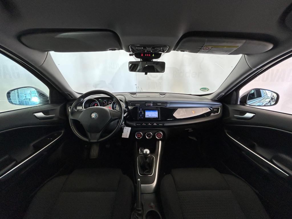 Alfa Romeo Giulietta 1.4 T Progression|NAP|AIRCO|VELGEN|BOEK, Voorwielaandrijving, Euro 5, Gebruikt, 4 cilinders