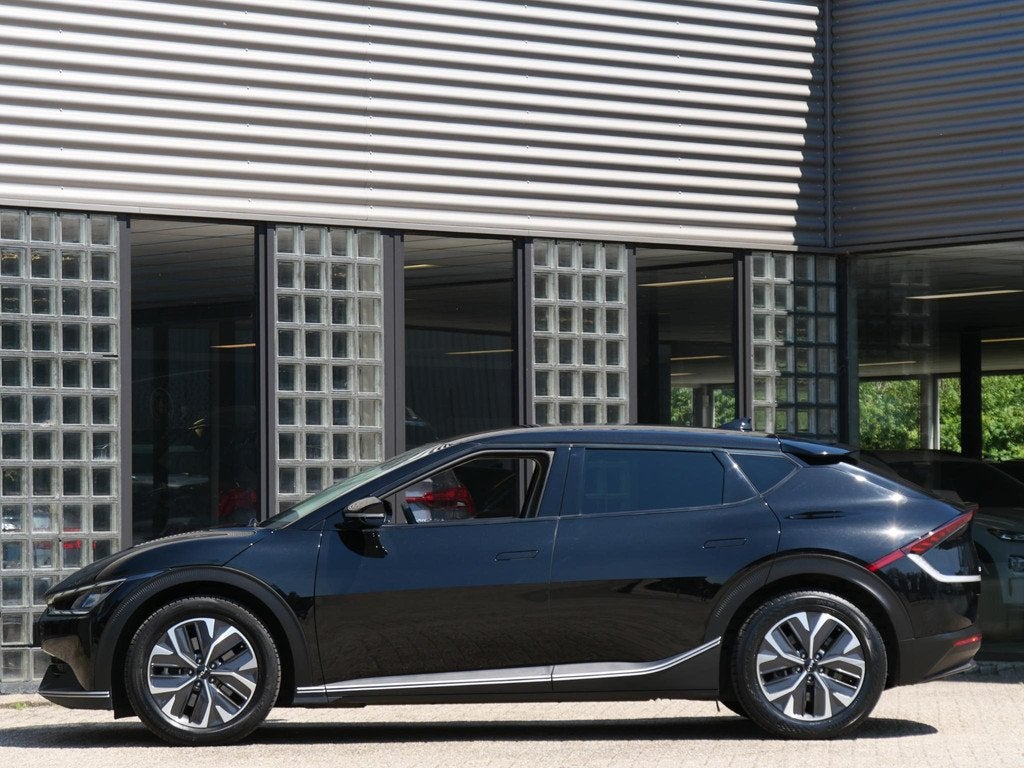 Kia EV6 58kWh/ KEYLESS/ CAMERA/ ADAPT. CRUISE/ BLIND SPOT/ S, Auto's, Kia, Automaat, Gebruikt, 750 kg, Leder en Stof