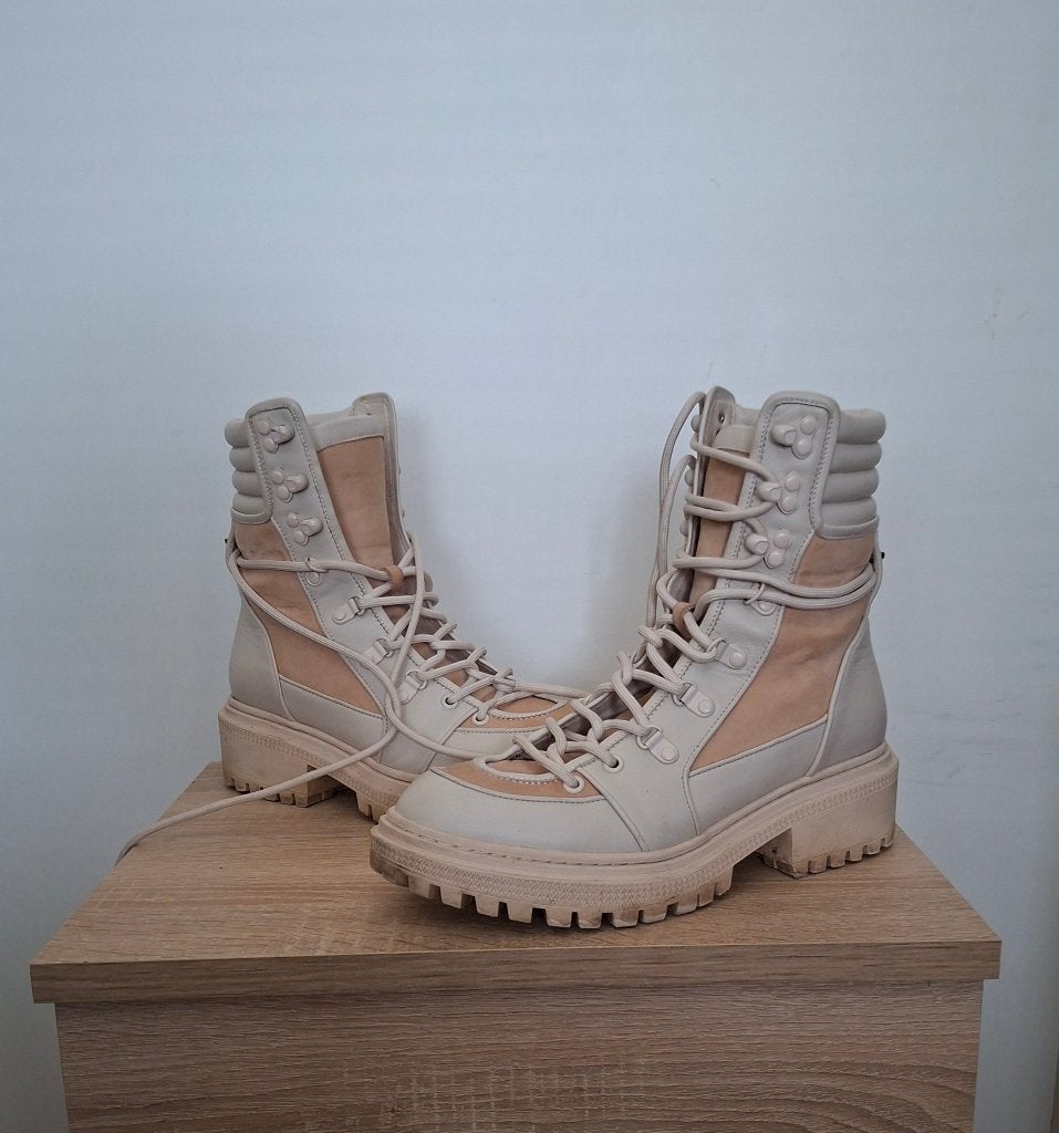 Josh V korte laarsjes 40, Beige, Lage of Enkellaarzen, Ophalen of Verzenden, Josh V