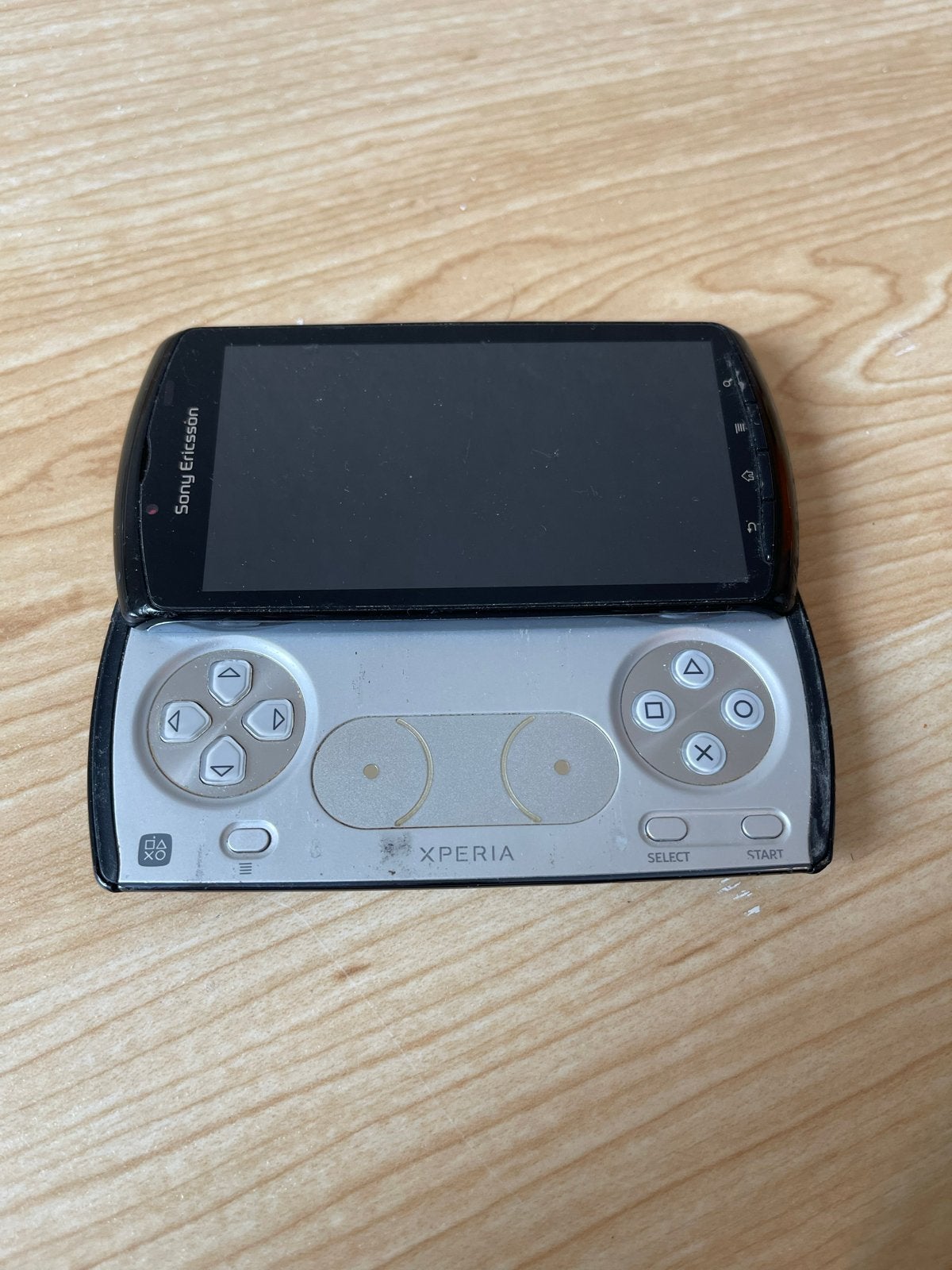 Sony Ericsson Xperia Play, Spelcomputers en Games, Spelcomputers | Overige Accessoires, Gebruikt, Overige typen, Overige merken