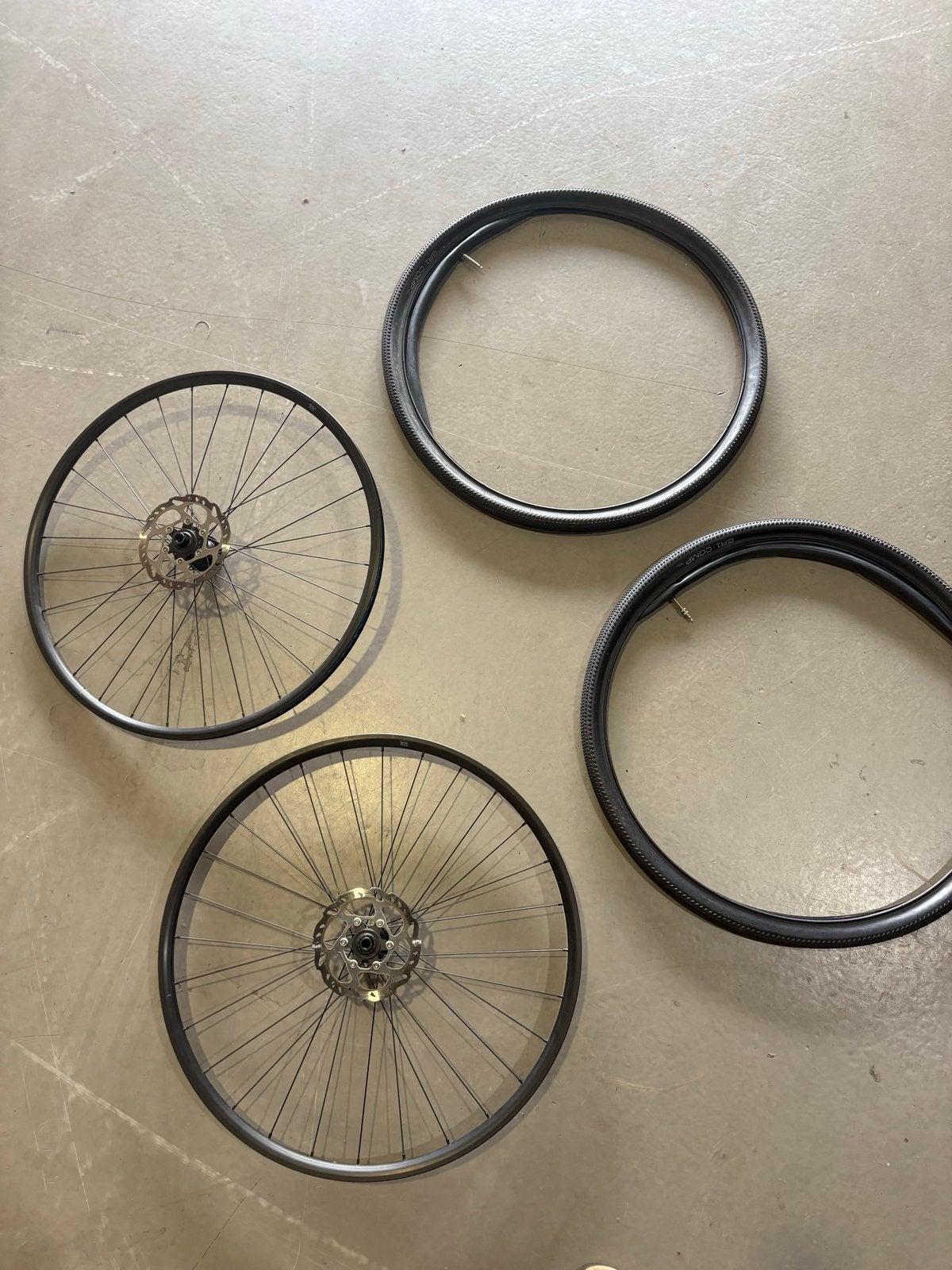 Bontrager Paradigm wielen met banden - Goede staat, Ophalen, Gebruikt, Wiel, Aluminium