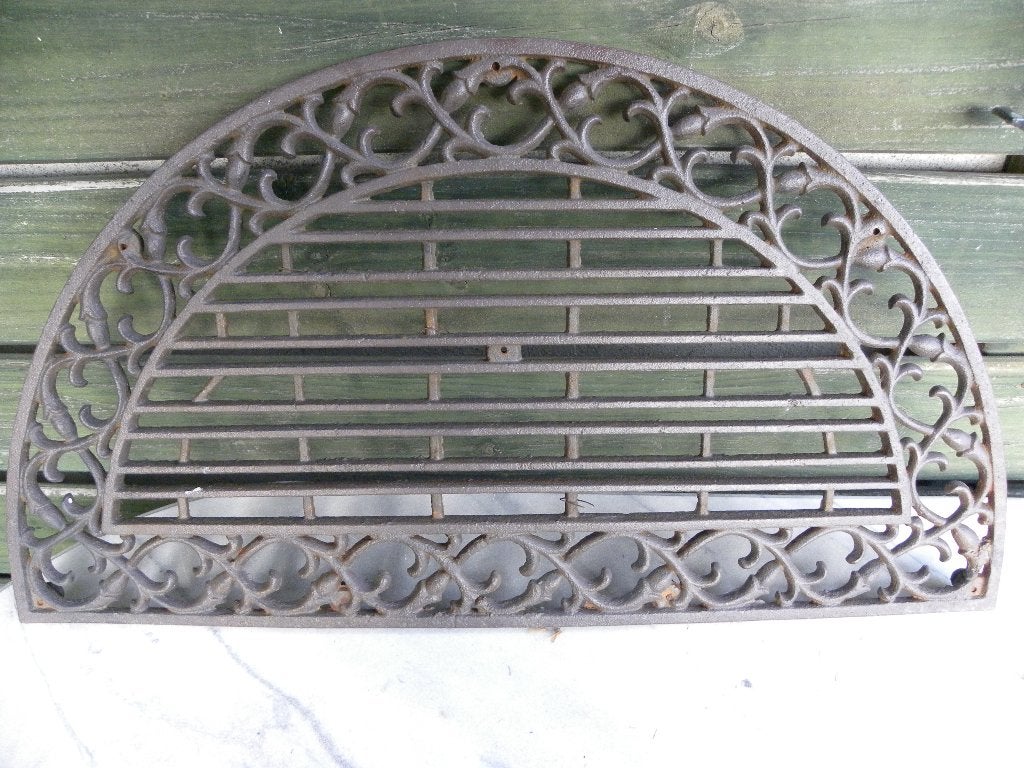 Architectonisch ornament half ronde gietijzeren deurmat, Gebruikt, Gietijzer, Schoonloopmat, Ophalen of Verzenden