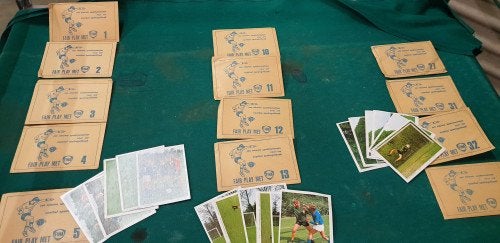 -	Voetbal fair play met fina, Ophalen of Verzenden