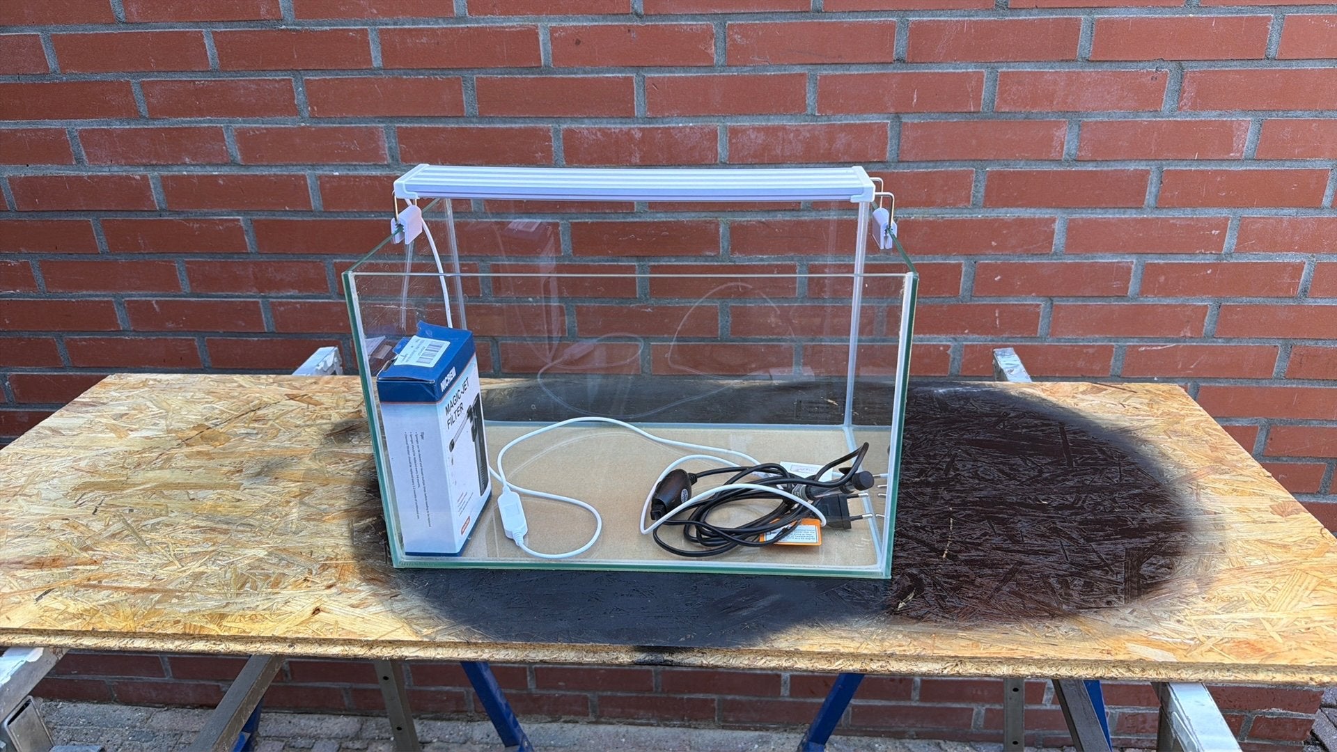 Aquarium Marina 40x25x25 (25liter), Ophalen, Zo goed als nieuw, Leeg aquarium