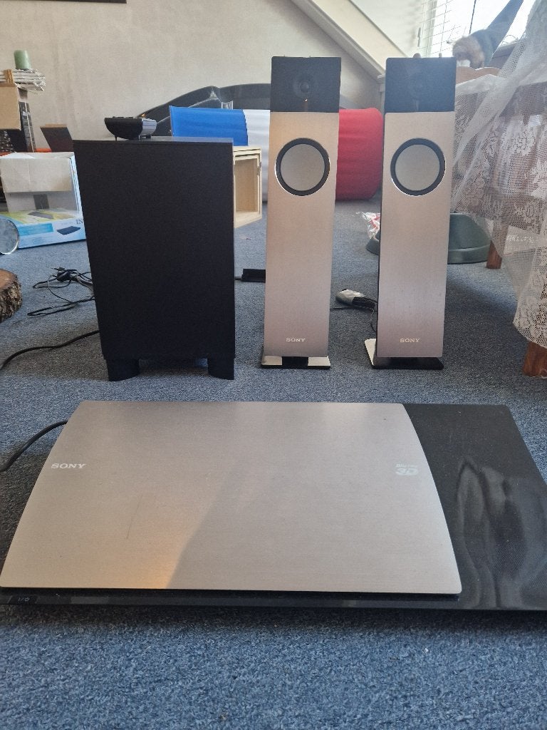 Sony blu ray 3D + speakerset, Ophalen, Zo goed als nieuw