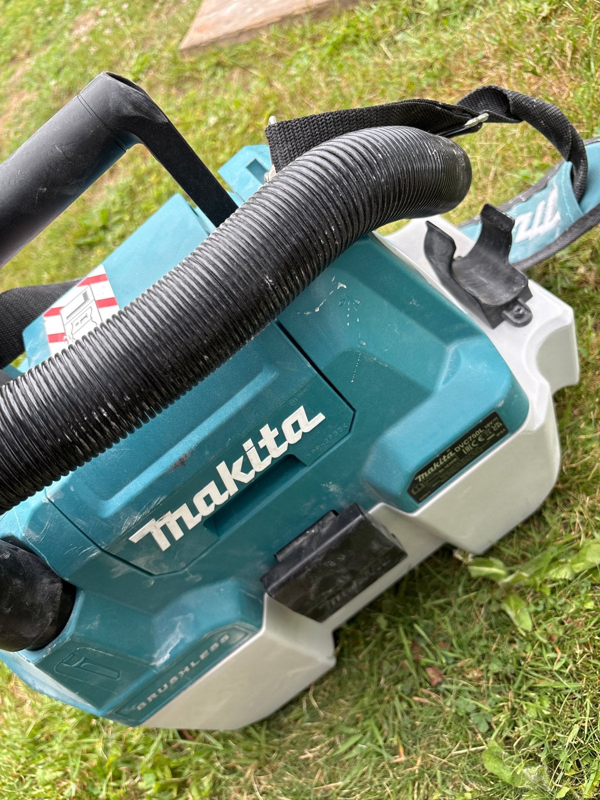 Makita DVC750L 18V Accu Stofzuiger - Zo goed als nieuw, Ophalen of Verzenden, Zo goed als nieuw