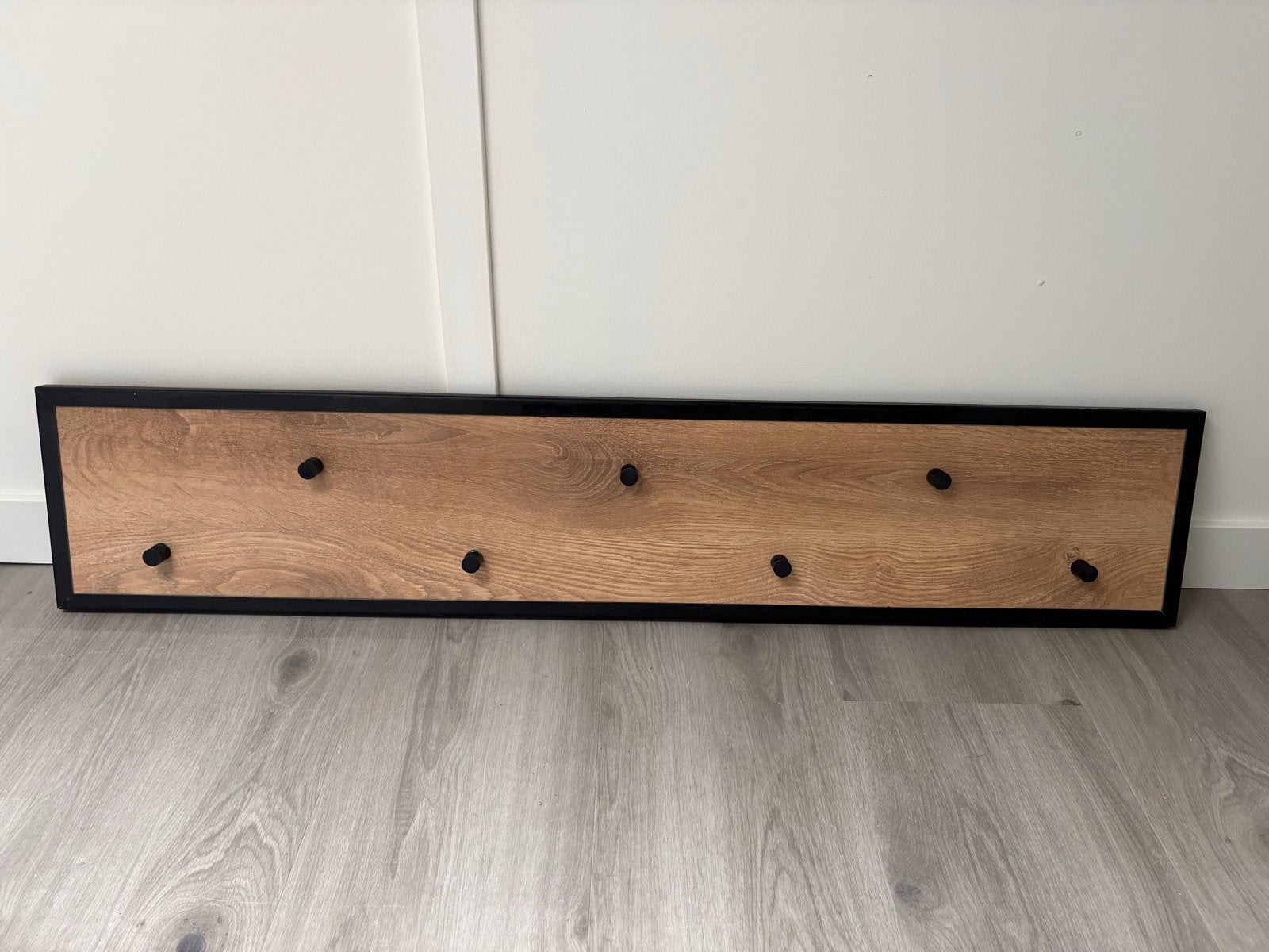Wandkapstok met 7 haken, hout en zwart metaal, 100 tot 150 cm, Zo goed als nieuw, Hout, Ophalen
