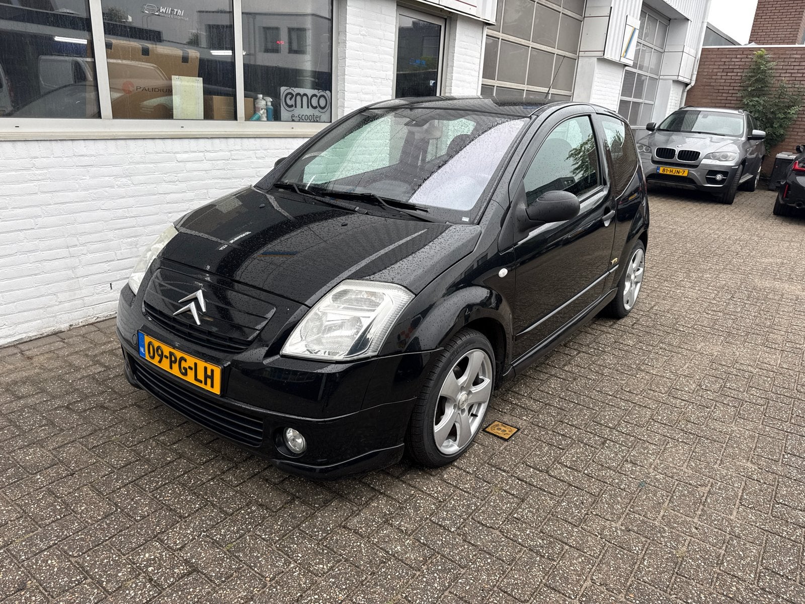 Citroën C2 1.4 I 2004 Zwart, Auto's, Voorwielaandrijving, 450 kg, 4 cilinders, 4 stoelen