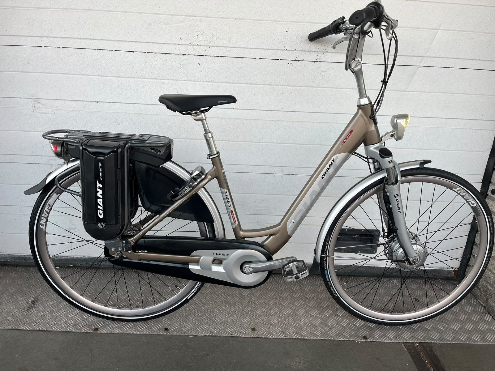 Zeer netjes E-Bike Giant frame 45 lnch 28, Ophalen of Verzenden, Zo goed als nieuw, Overige merken