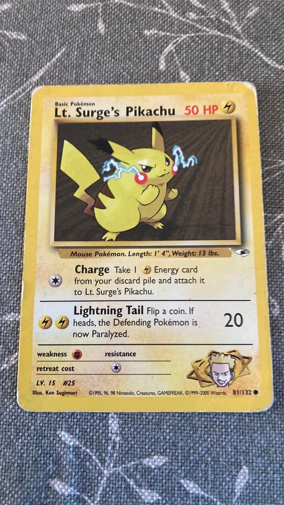 Lt. Surge’s Pikachu pokemonkaart, Ophalen of Verzenden, Zo goed als nieuw