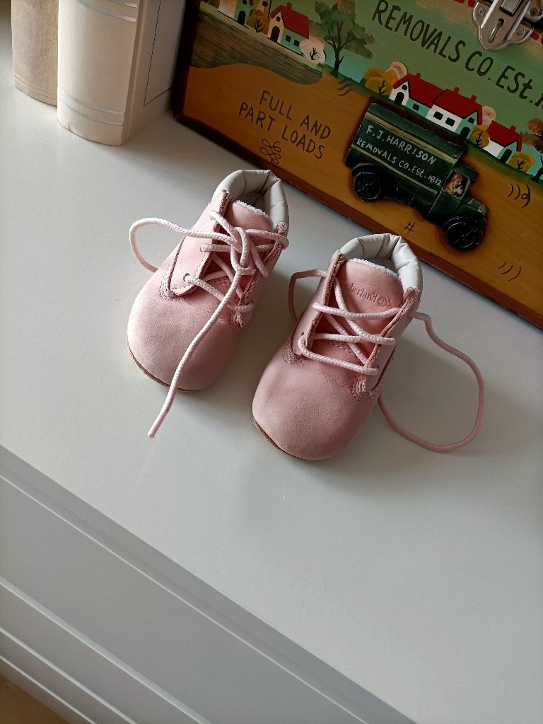 Timberland schoentjes mt 18, Kinderen en Baby's, Schoentjes, Timberland, Meisje, Ophalen of Verzenden