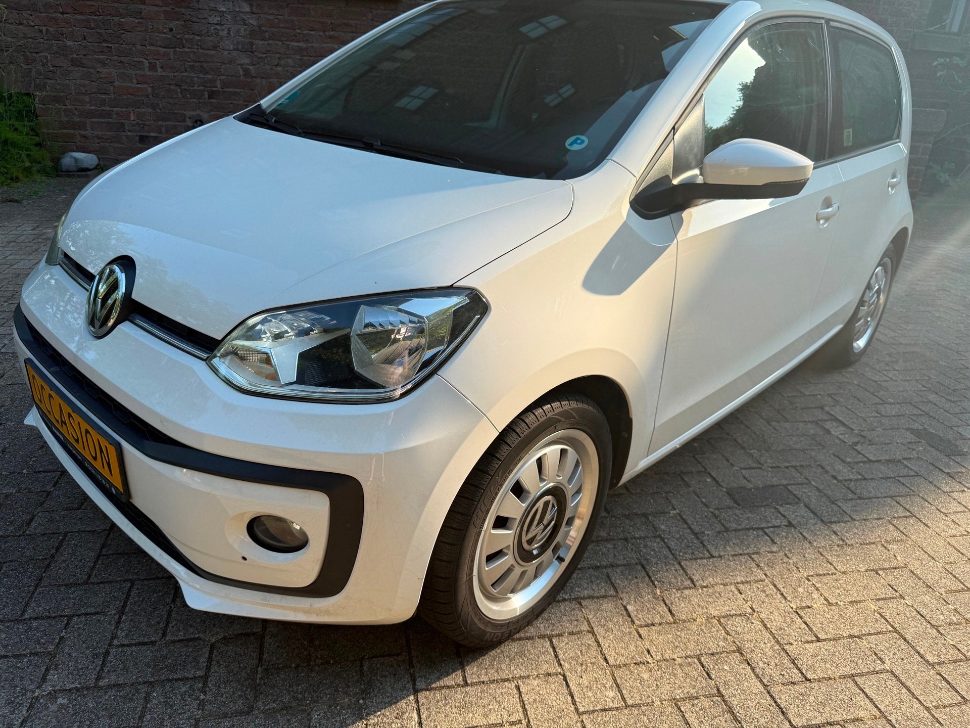 Volkswagen Up! 1.0 BMT move up! Nette Uitvoering Pre Facelif, Auto's, Volkswagen, Voorwielaandrijving, Gebruikt, Up!, Wit
