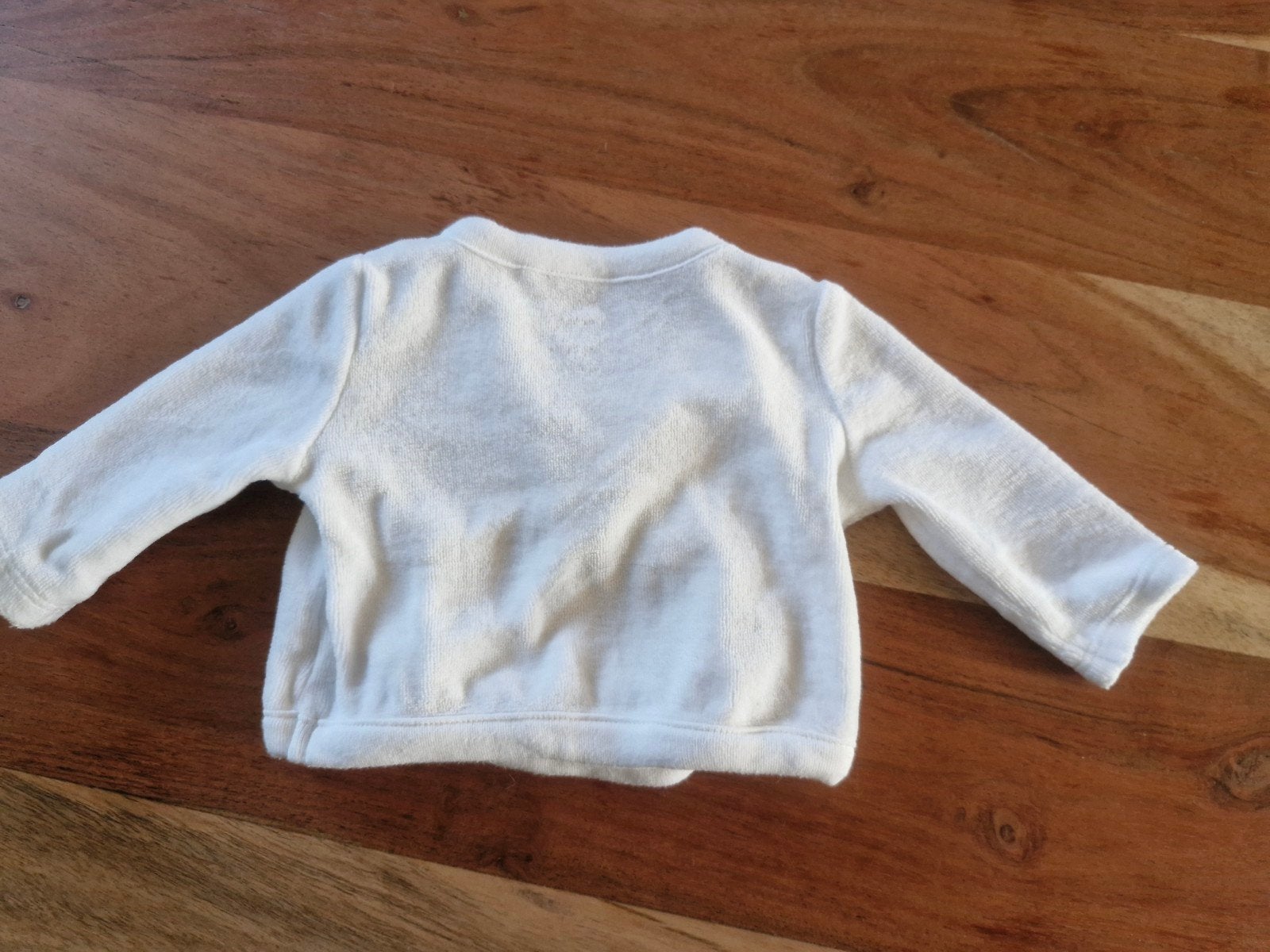 Wit love mom and dad overslag truitje maat 50, Kinderen en Baby's, C&A, Onbekend, Nieuw, Ophalen of Verzenden