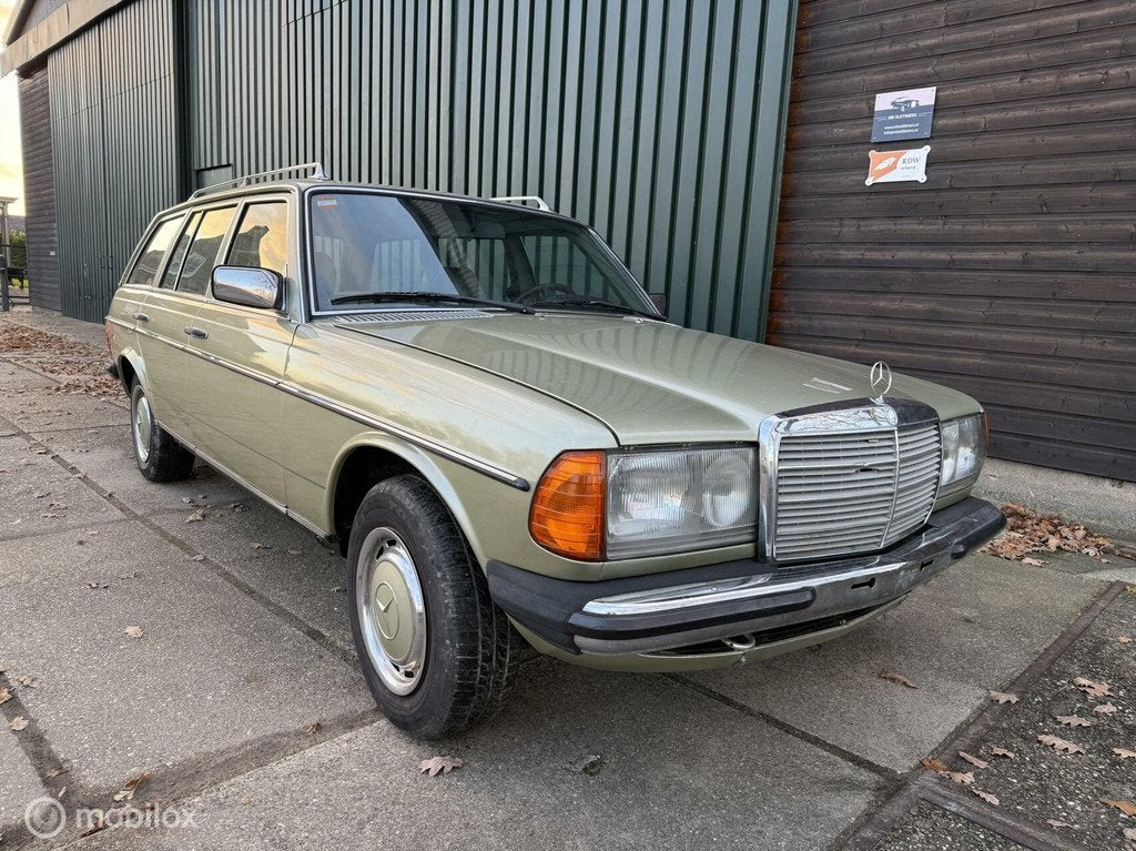 Mercedes-Benz W123 280 TE AUT zeer nette staat!, Auto's, Oldtimers, Automaat, Achterwielaandrijving, Radio, 2746 cc