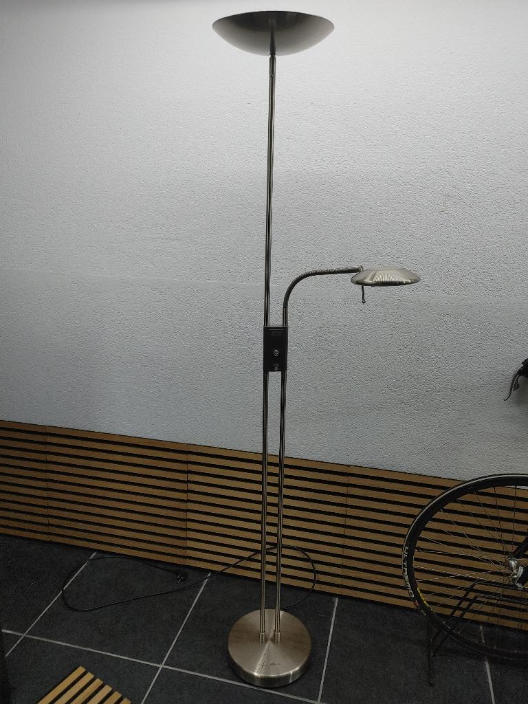 Staande lamp van jan des bouvrie met plafond en lees lampje., Huis en Inrichting, Lampen | Vloerlampen, Ophalen of Verzenden, Zo goed als nieuw