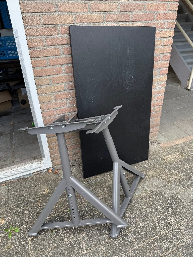 Ikea Idåsen Bureau, zwart/donkergrijs, 120x70 cm, Ophalen, Gebruikt