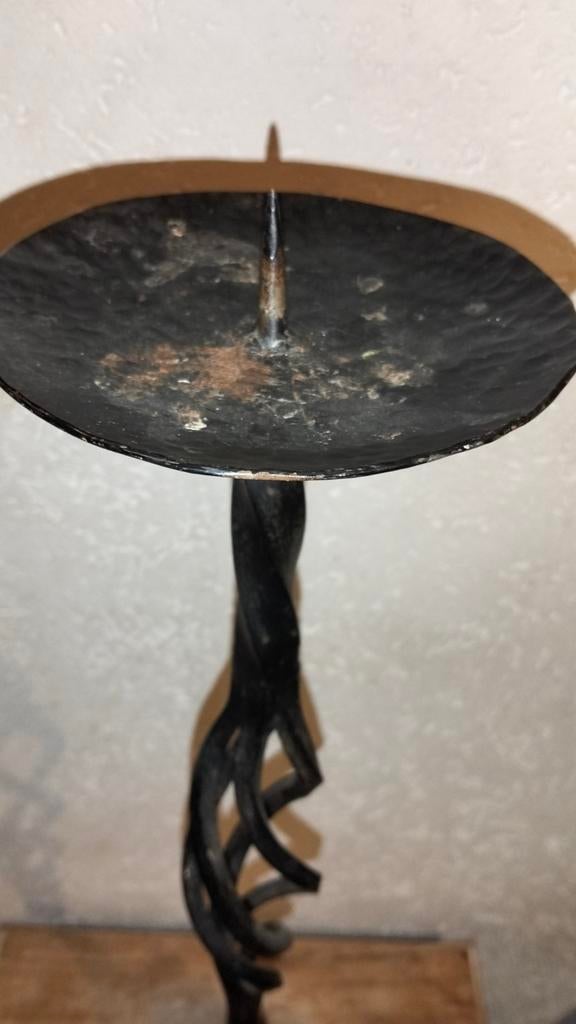 Degelijke grote massieve brocante ijzeren kandelaar, Ophalen of Verzenden