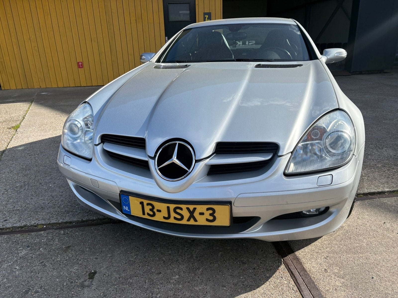 Mercedes-Benz SLK 1.8 Slk200 Kompr Roadster 2004 Grijs, Achterwielaandrijving, Zwart, 4 cilinders, 1796 cc