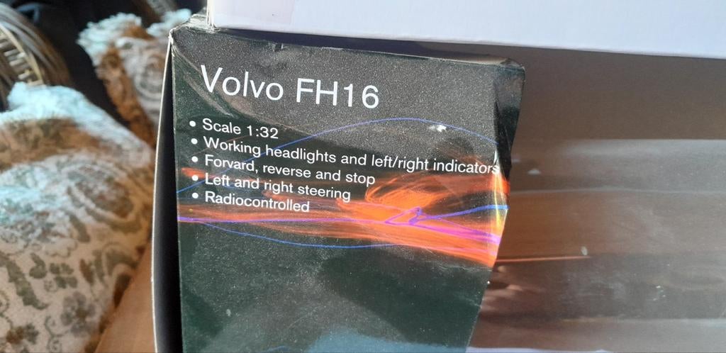 Afstandbedienbare Volvo FH16 Schaalmodel 1:32, Ophalen, Nieuw, Bus of Vrachtwagen, Overige merken