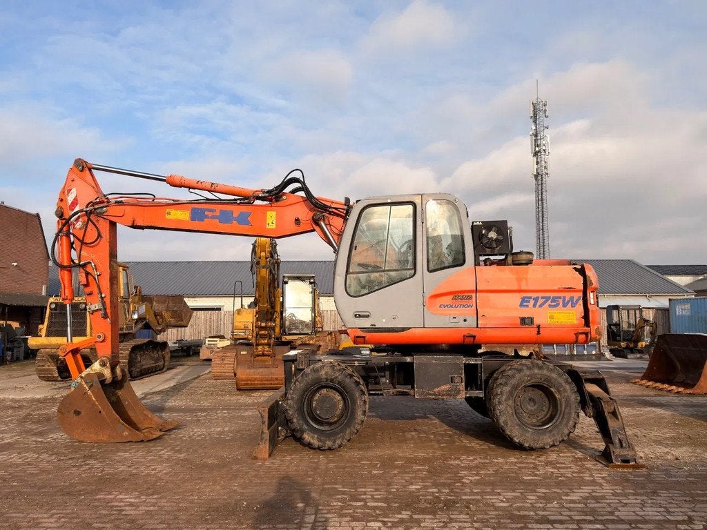 Fiat Kobelco E175W (bj 2003), Graafmachine