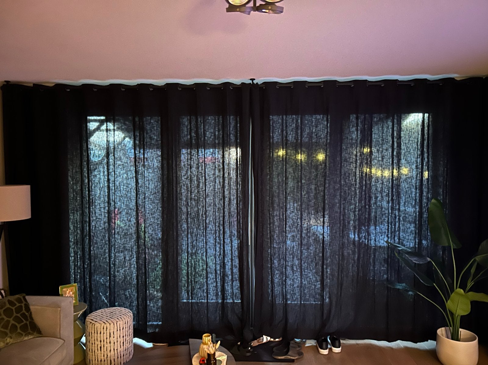 Donkere gordijnen met roede en ophangpunten (495x255 cm), Ophalen, Gebruikt, Verduisterend, Zwart